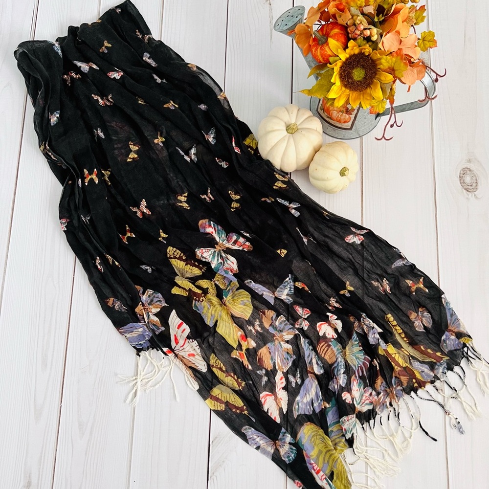 Black Butterflies 🦋 Scarf with Fringe